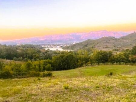 SHESIM TOKE ME SIPERFAQE 1925 M2 TE LIQENI I KASHARIT