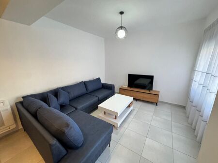 🏡 Appartamento 2+1 + parcheggio in affitto  📍 Kodra e Diellit 1 💰 Prezzo: 65.000 Lek / mese