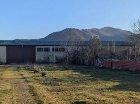 WAREHOUSE FOR SALE IN VAQARR 310,000 €