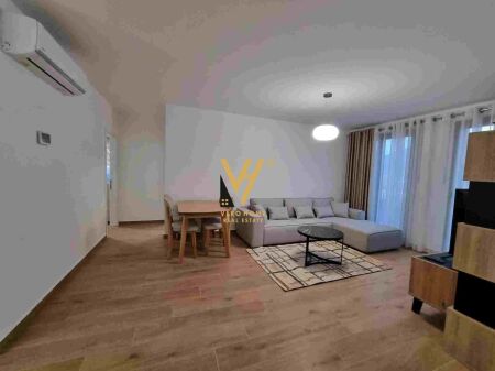 SHITET APARTAMENT 2+1+BLK TE KOM.ZIRKON, QSUT 220.000 EURO