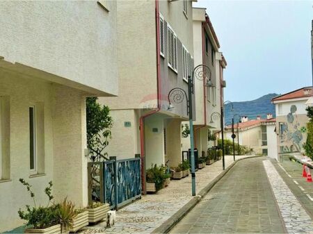 VENDESI APPARTAMENTO 1+1, REZ.. KODRA E DIELLIT 2