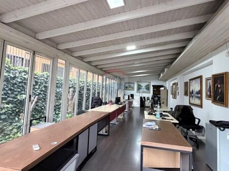 Dyqan - Për Shitje - Ambasada Amerikane, Tiranë(ID: 530261047-225)