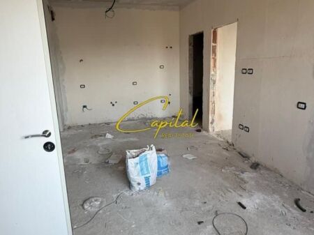 SHITET APARTAMENT 1+1 RRUGA E KAVAJES 105.000 EURO