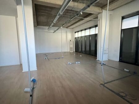OFFICE FOR RENT ZOGU I ZI 360M2