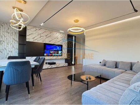 Qera, Apartament Luksoz 2+1+2, Liqeni i Thatë, Tiranë.