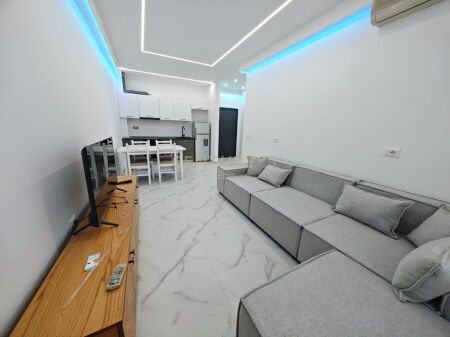 APARTAMENT 1+1 PËR SHITJE, - QENDRA E DURRËSIT !!!!!