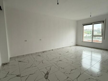 Apartament me qera 2+1+parking
