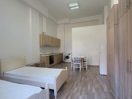 GARZIONERE ME QIRA BRRYLI 45.000 LEKE