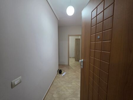 Apartament me Qera 1+1 , Uji i Ftohte
