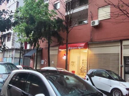 Dyqan në Shitje tek Margarita Tutulani – Zonë Premium!