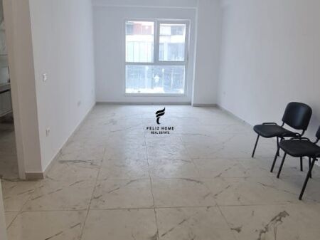 ZYRE ME QERA 80 M2 LAPRAKE 50.000 LEKE FH-65570