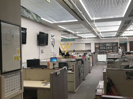 JEPET ZYRE 750 M2 ME QERA NE ASTIR 7.500 EURO