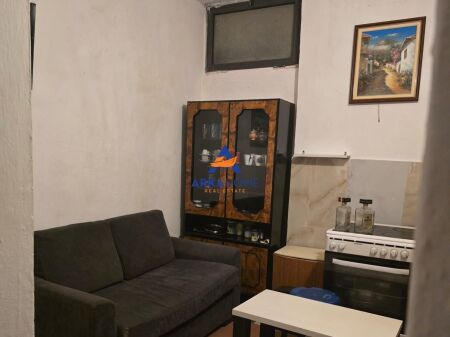 STUDIO APARTMENT FOR RENT "BLLOKU VILAVE SELITE, VASIL SHANTO" 300 EURO