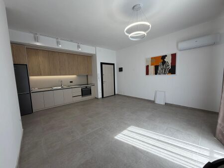 Apartment me qera 2+1 Tek 5 maji