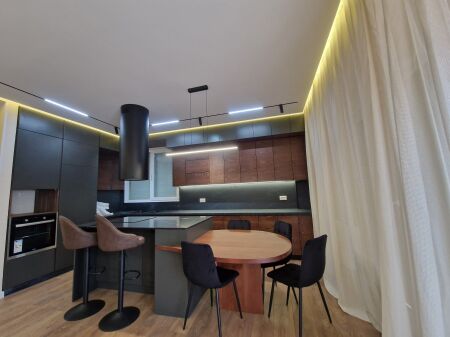 Apartament 2+1+2 plus post parkimi tek Kopshti Botanik