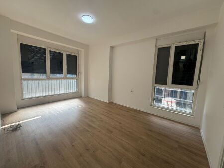 Apartament 3+1 për shitje tek Ish Fusha e Aviacionit