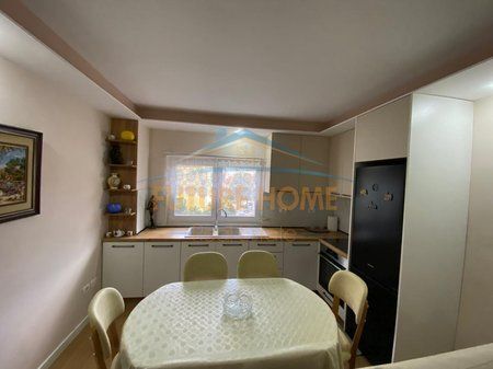 Affitto, Appartamento 1+1, Comune di Parigi, Tirana