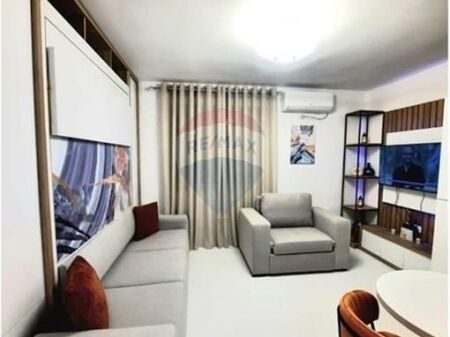 Garsoniere per shitje ne Ali Dem