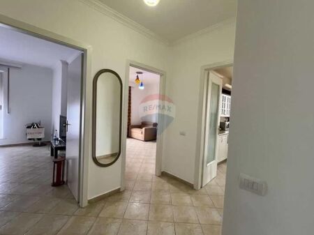 APARTMENT FOR RENT AT BARRICADES STREET!