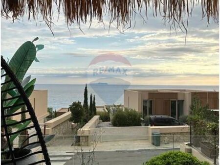 Apartament 1+1+post parkimi ne shitje , Green Coast