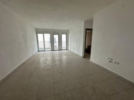 Apartament 2+1+2 me Qera , 5Maji