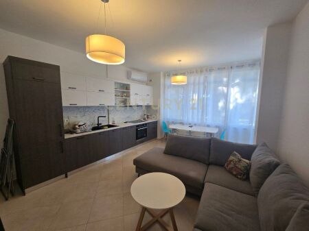 APARTAMENT 2+1 NË SHITJE NË KOMPLEKSIN LURA 2, GJIRI I LALZIT!