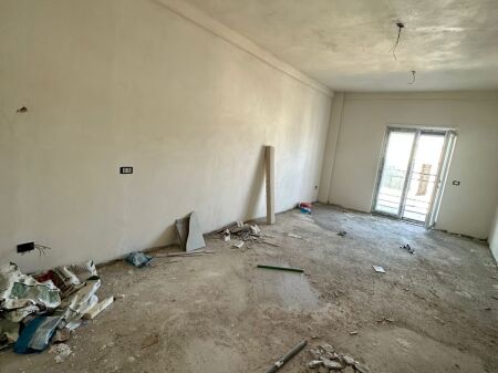 APARTMENT 1+1 FOR SALE – TIRANA PORTA E RE