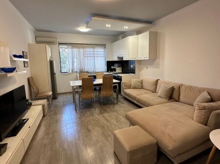 Affittasi 1+1 a Brryl