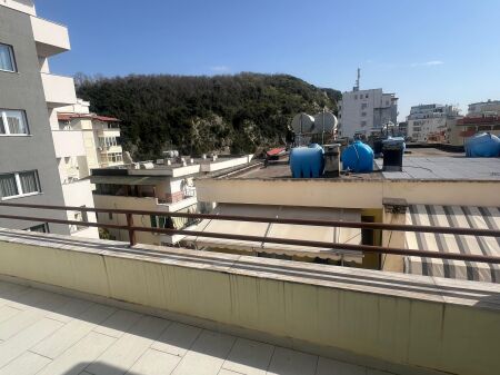 SHITET APARTAMENT 1+1 NE ZONEN E SHKEMBIT KAVAJES