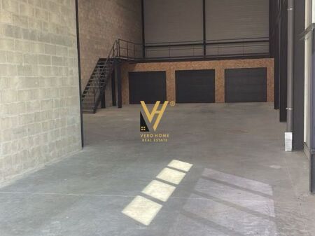 WAREHOUSE 500 M2 FOR RENT AT KAFJA E RREMES 120,000 LEKE