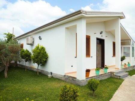 SHITET SHTËPI PRIVATE NË VADARDHE ,SUKTH-DURRES!
