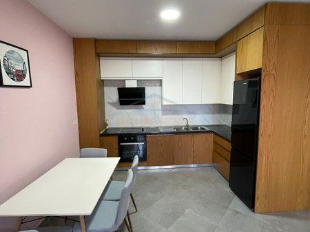 Affitto, Appartamento 1+1+Posto Auto, Green City, Unaza e Re