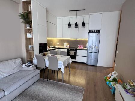 Apartament 2+1 per shitje- Kika 2, Komuna e Parisit