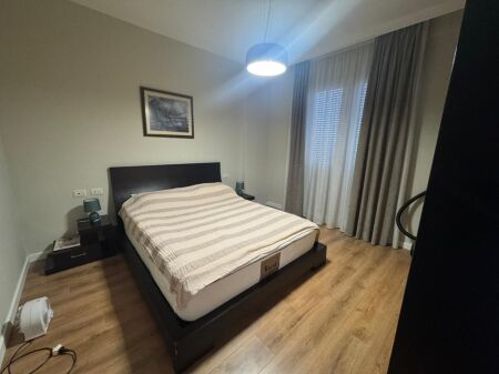 Apartament 1+1, Eleonora!