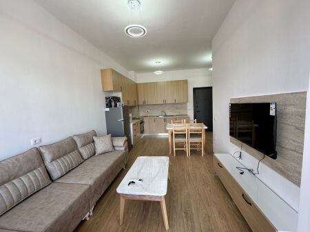 Apartament 1+1 Me Qira 5 Maj