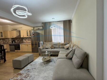 For sale, Apartment 2+1+2, Unaza e Re