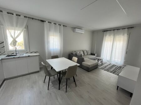 Jepen me qira apartamentet 1+1/2+1 tek Kodra Priftit