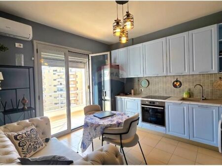 Apartament 1+1 ne shitje , Lungomare