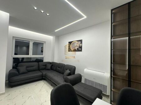 Affitto, Appartamento 2+1+2+blk, Aura Complesso, 850 Euro/mese