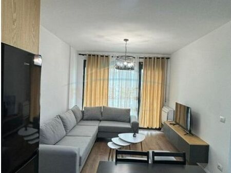 Affitto, Appartamento 1+1, Accesso Tirana