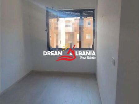 Ufficio 2+1 in affitto al Bulevardi Zogu i Pare, Tirana (ID 42211185)