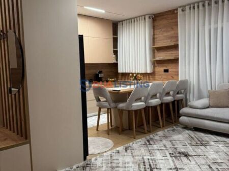 Jepet me qira apartament 2+1, Rruga e Dibres !