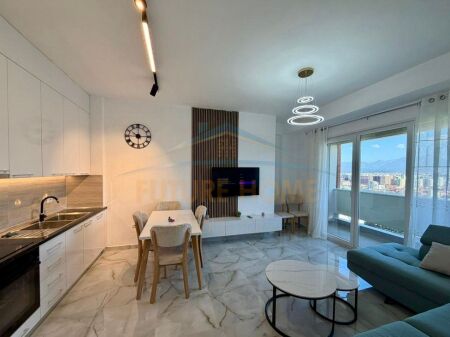 Affitto, Appartamento 1+1, Complesso Golden Park, Tirana