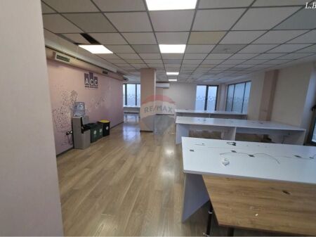 Ambient biznesi me qira prane qendres!