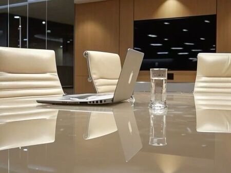 UFFICIO IN VENDITA PRESSO IL COMUNE DI PARIGI