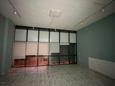 Locale in affitto Vicino a Via 5 Maji !