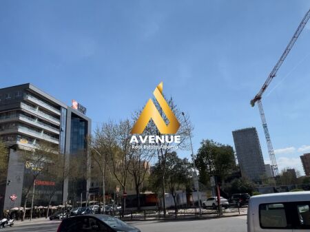 POSTO AUTO IN VENDITA – CENTRO, TIRANA