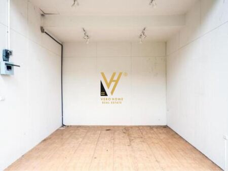 SHITET DYQAN 30 M2 TE KOMUNA PARISIT 120.000 EURO