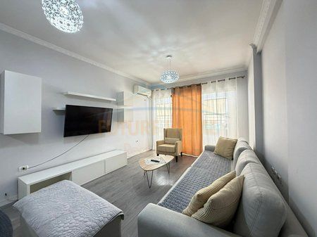 Affitto, Appartamento 2+1+2, Nuovo Anello, Tirana.