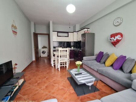 Appartamento 1+1 in affitto ad Astir